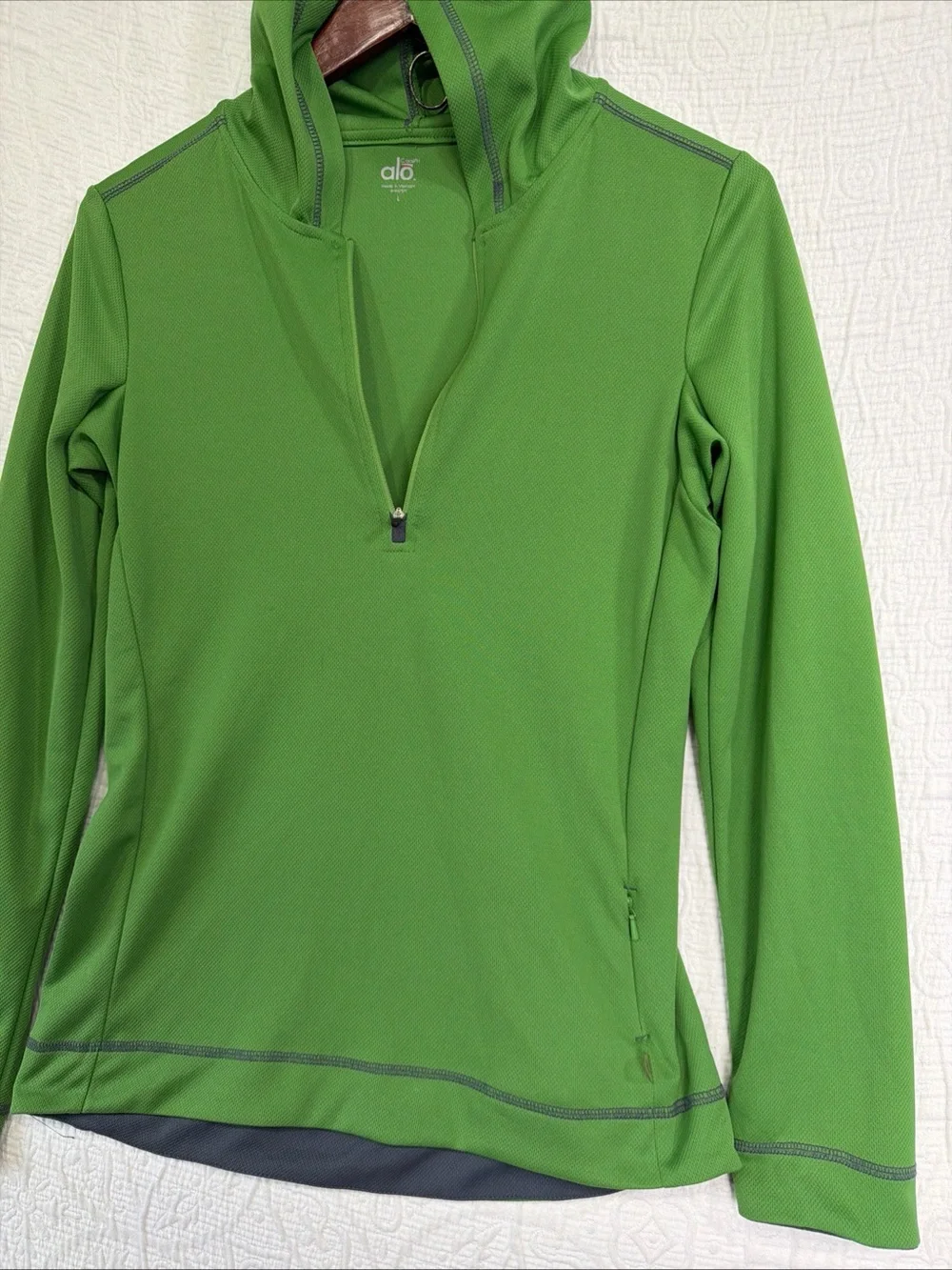 Alo Yoga Hoodie Pullover Shirt Women Large Green Coolfit Quarter Zip Mid Layer L